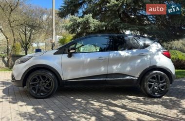 Позашляховик / Кросовер Renault Captur 2015 в Львові