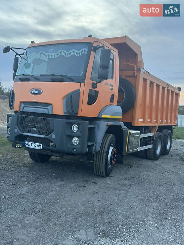 Самосвал Ford Cargo 2017 в Днепре
