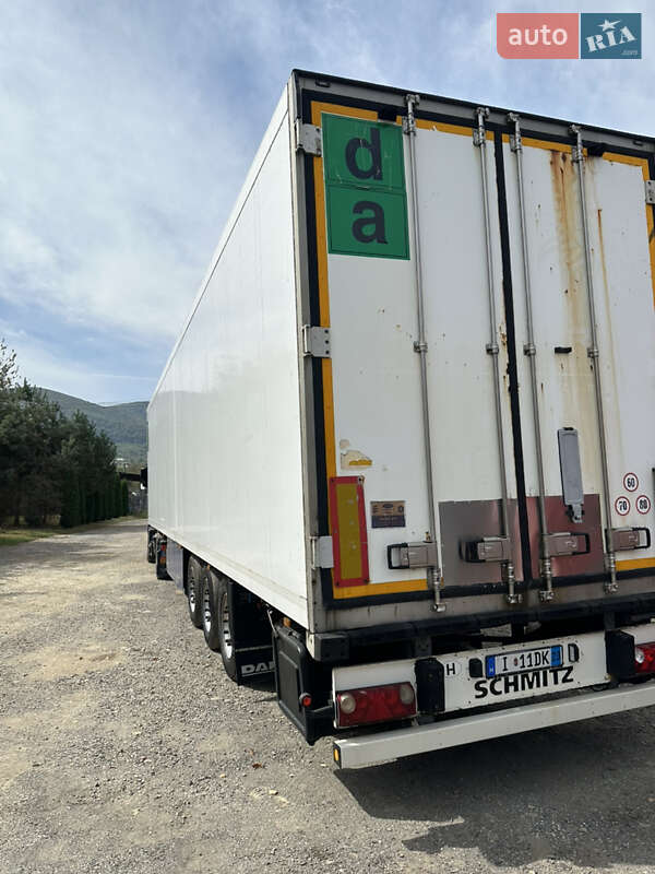 Рефрижератор полуприцеп Schmitz Cargobull Cargobull 2008 в Хусте