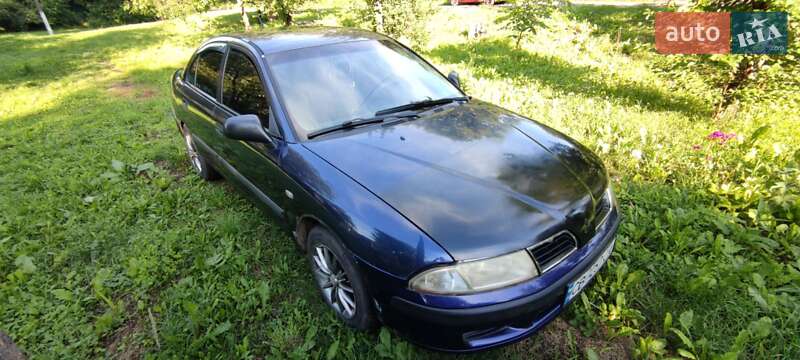 Лифтбек Mitsubishi Carisma 2000 в Нежине