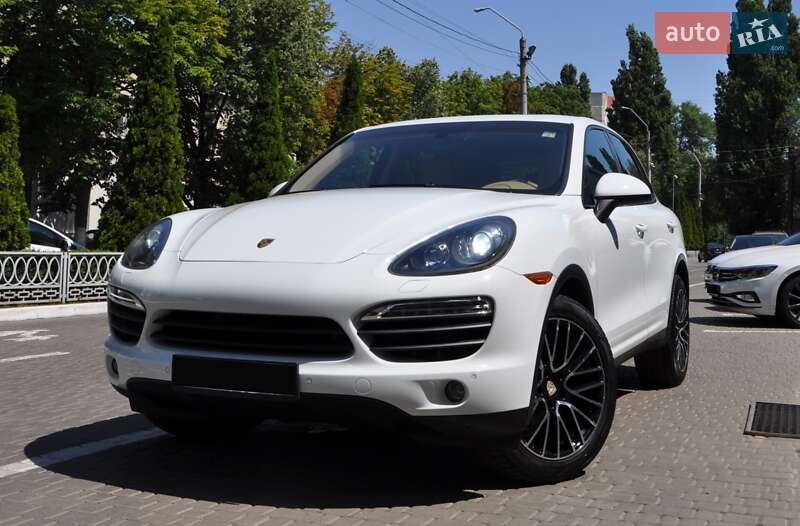 Позашляховик / Кросовер Porsche Cayenne 2012 в Одесі