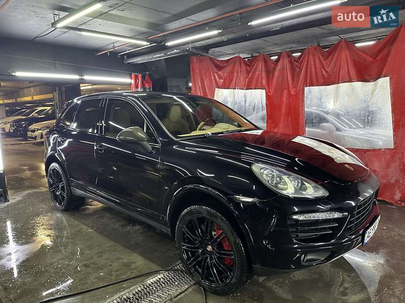 Внедорожник / Кроссовер Porsche Cayenne 2012 в Днепре Внедорожник / Кроссовер Porsche Cayenne 2012 в Днепре
