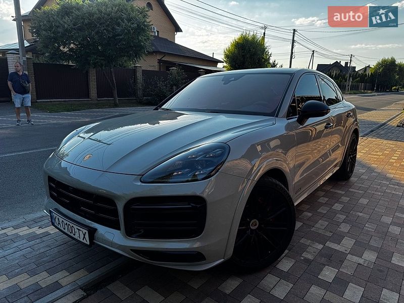 Внедорожник / Кроссовер Porsche Cayenne 2022 в Киеве