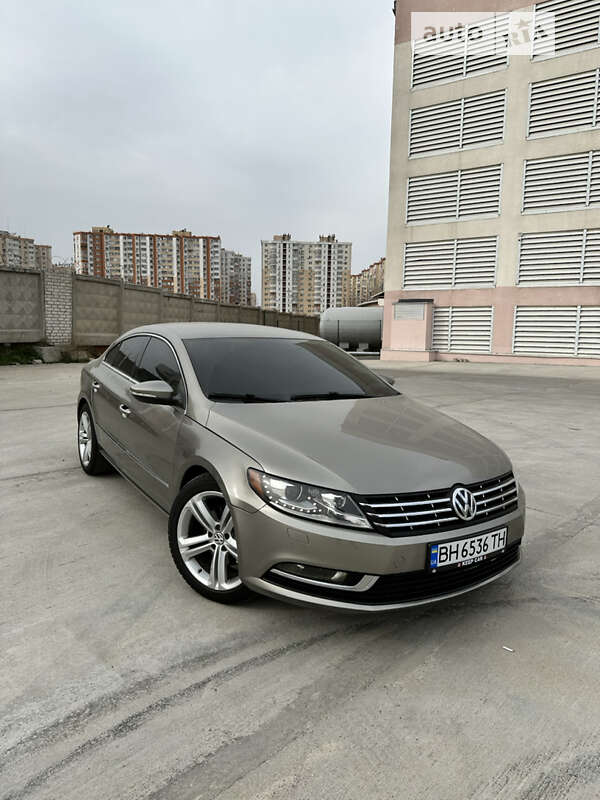 Купе Volkswagen CC / Passat CC 2012 в Одессе