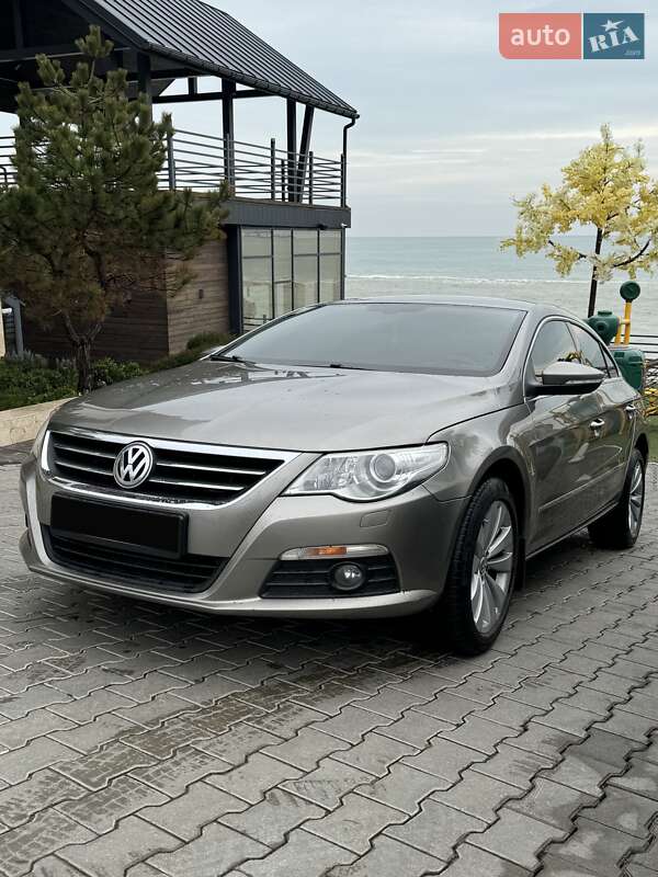 Купе Volkswagen CC / Passat CC 2011 в Кропивницком Купе Volkswagen CC / Passat CC 2011 в Кропивницком