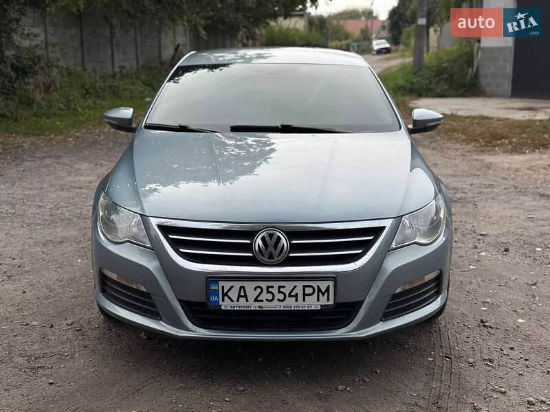 Купе Volkswagen CC / Passat CC 2010 в Василькове