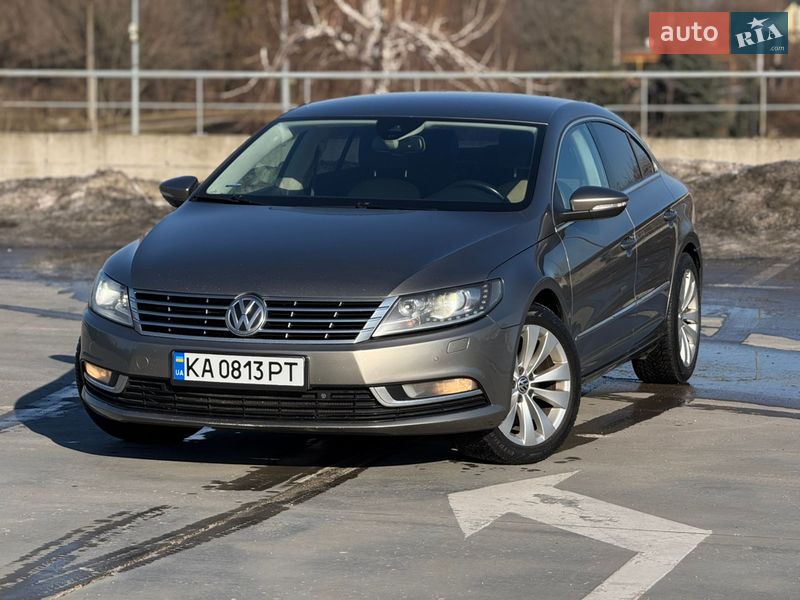 Купе Volkswagen CC / Passat CC 2012 в Киеве