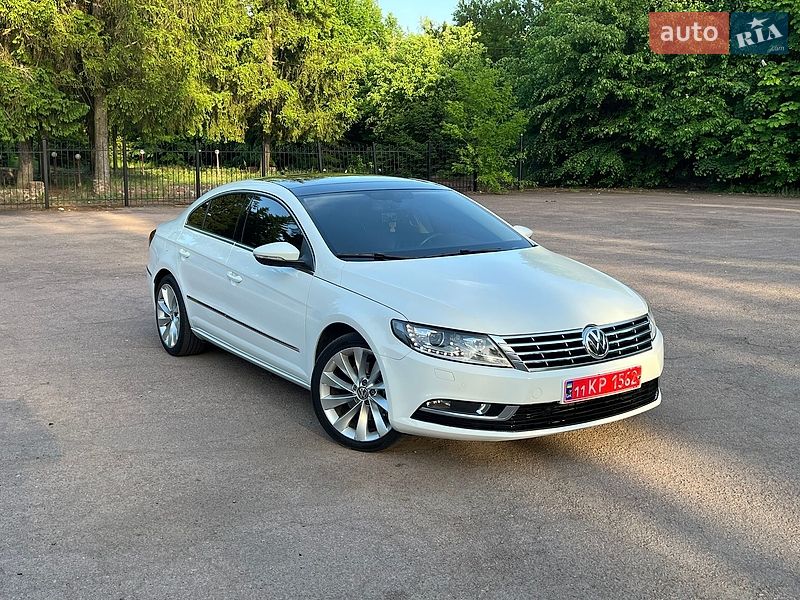 Купе Volkswagen CC / Passat CC 2015 в Киеве