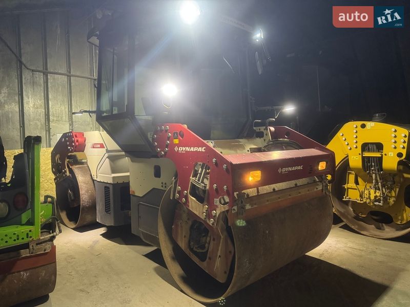 Дорожный каток Dynapac CC 2020 в Днепре Дорожный каток Dynapac CC 2020 в Днепре