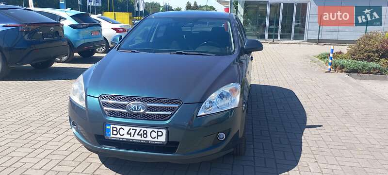 Хэтчбек Kia Ceed 2008 в Львове
