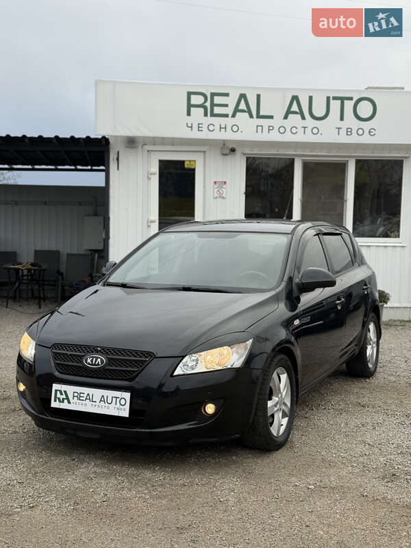 Хэтчбек Kia Ceed 2008 в Кропивницком