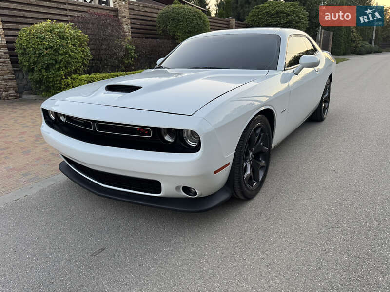 Купе Dodge Challenger 2019 в Харькове