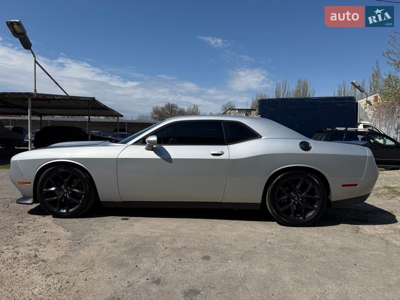 Купе Dodge Challenger 2022 в Николаеве
