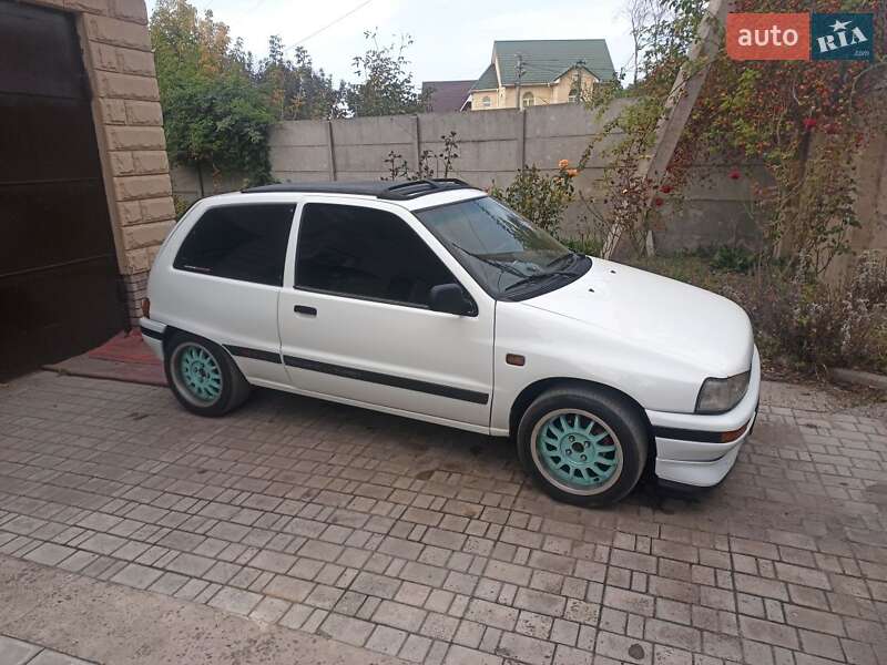 Купе Daihatsu Charade 1990 в Дніпрі