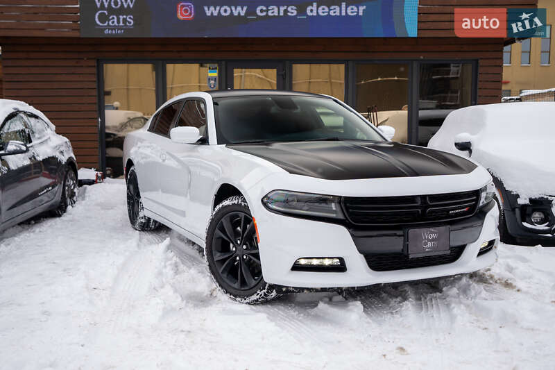 Седан Dodge Charger 2022 в Киеве