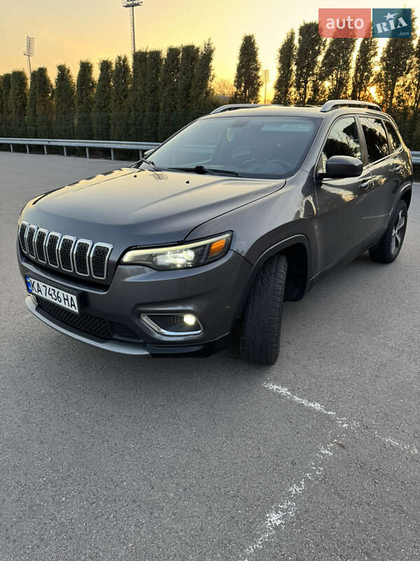Внедорожник / Кроссовер Jeep Cherokee 2018 в Василькове