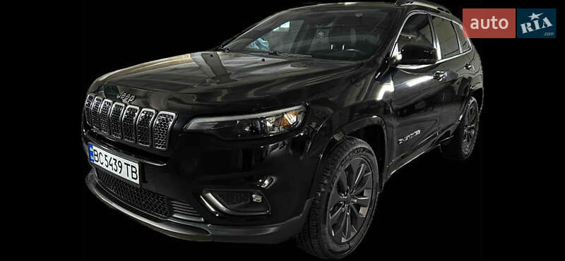 Внедорожник / Кроссовер Jeep Cherokee 2018 в Николаеве