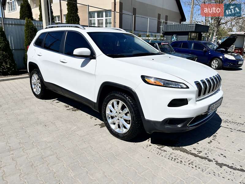 Внедорожник / Кроссовер Jeep Cherokee 2015 в Томашполе Внедорожник / Кроссовер Jeep Cherokee 2015 в Томашполе