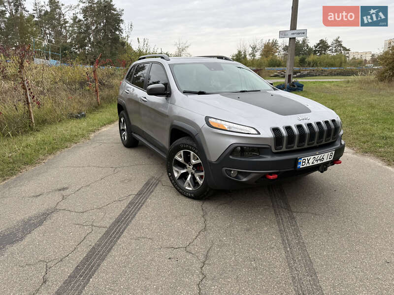 Позашляховик / Кросовер Jeep Cherokee 2016 в Києві Позашляховик / Кросовер Jeep Cherokee 2016 в Києві