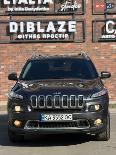 Внедорожник / Кроссовер Jeep Cherokee 2015 в Киеве
