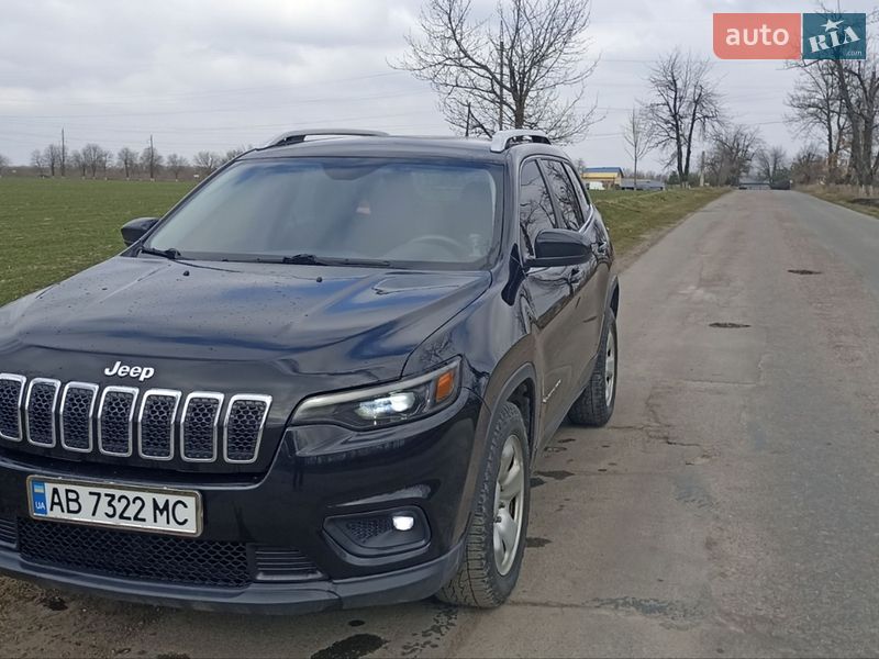 Внедорожник / Кроссовер Jeep Cherokee 2018 в Крыжополе