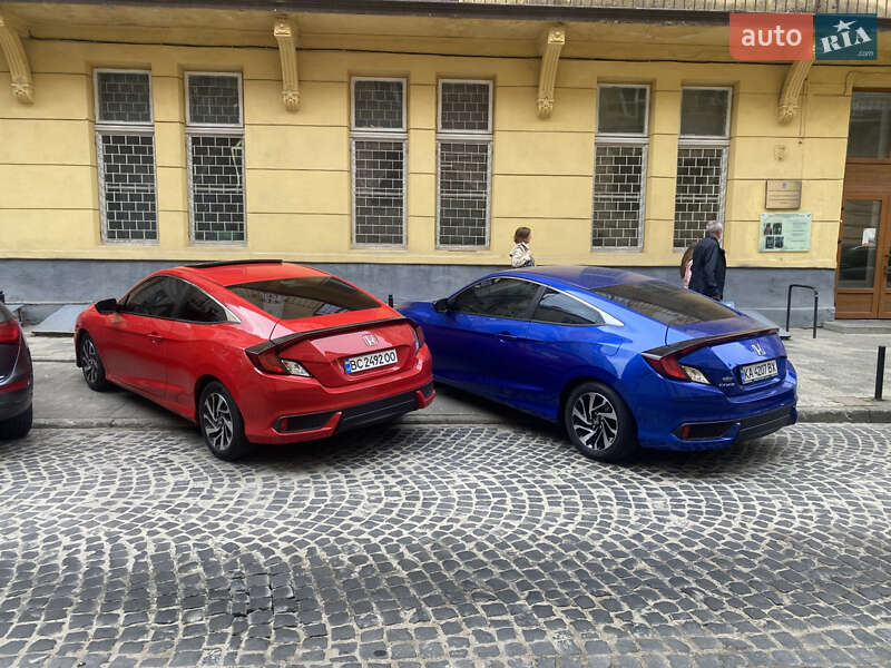 Купе Honda Civic 2016 в Львове