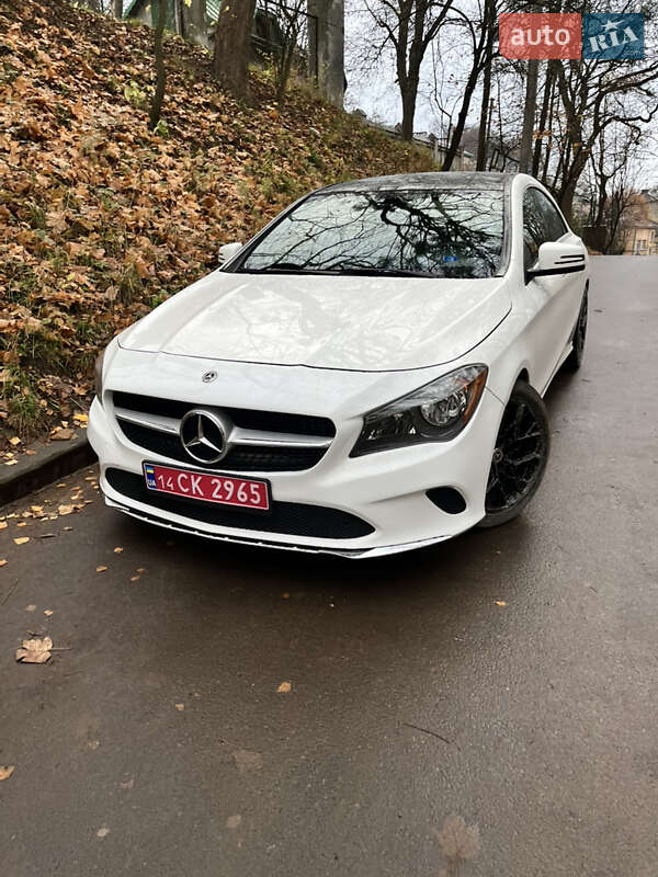 Седан Mercedes-Benz CLA-Class 2018 в Львове Седан Mercedes-Benz CLA-Class 2018 в Львове