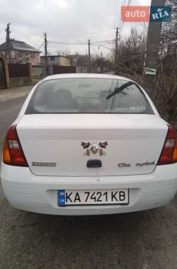 Седан Renault Clio Symbol 2001 в Києві