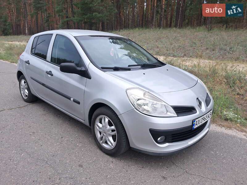 Хэтчбек Renault Clio 2007 в Харькове