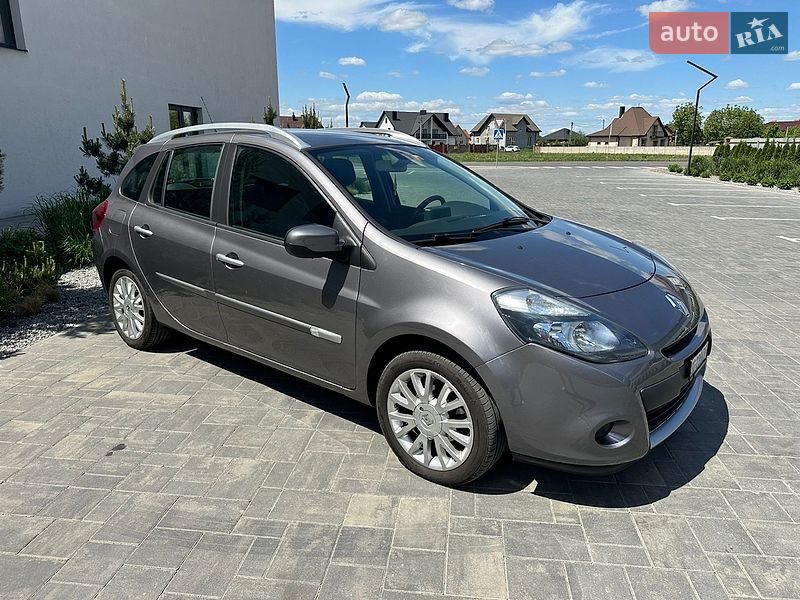 Универсал Renault Clio 2011 в Луцке