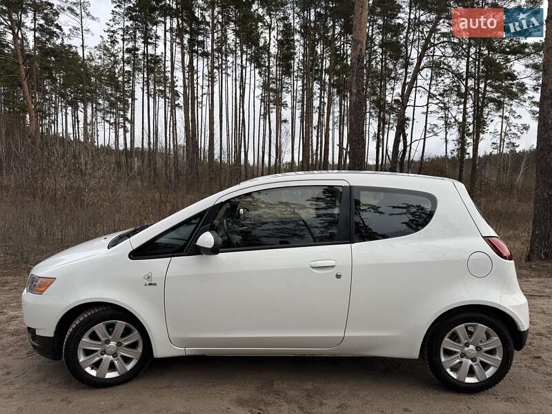 Хэтчбек Mitsubishi Colt 2011 в Ирпене Хэтчбек Mitsubishi Colt 2011 в Ирпене