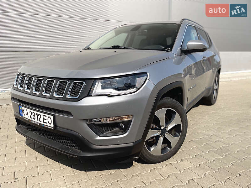 Внедорожник / Кроссовер Jeep Compass 2017 в Киеве