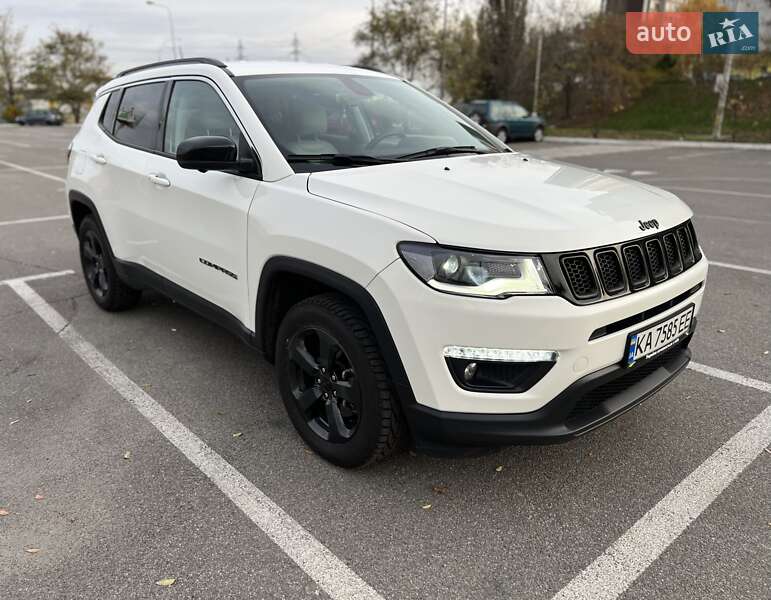 Внедорожник / Кроссовер Jeep Compass 2020 в Киеве