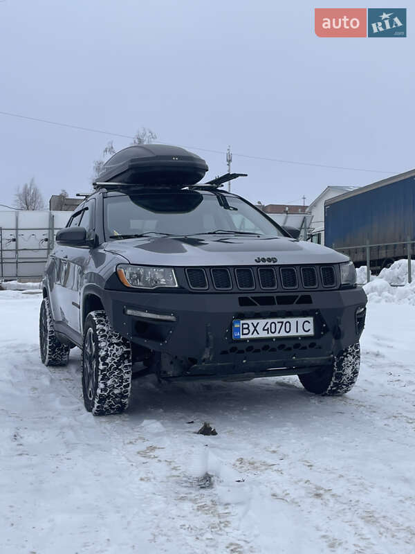 Внедорожник / Кроссовер Jeep Compass 2017 в Хмельницком Внедорожник / Кроссовер Jeep Compass 2017 в Хмельницком