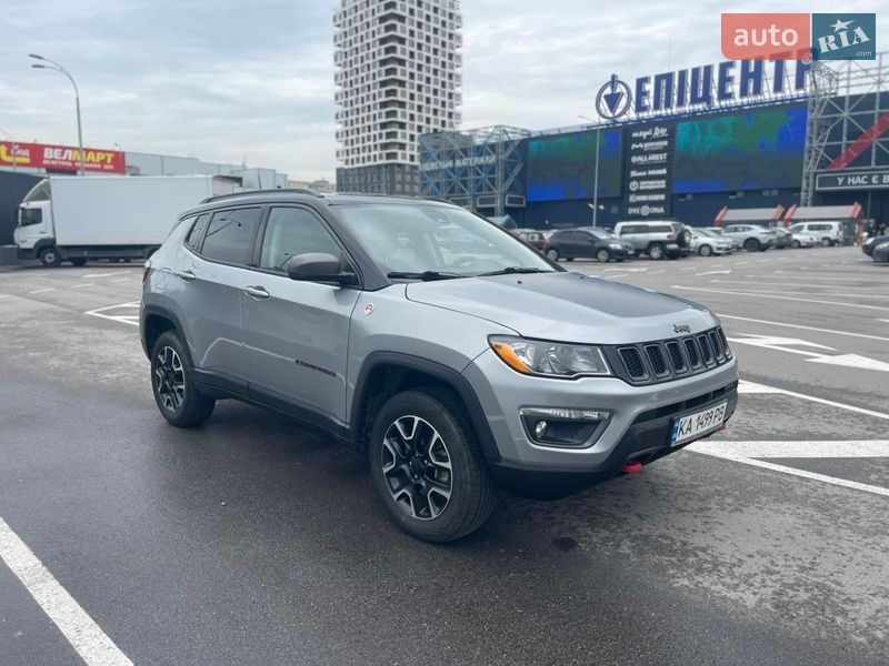 Внедорожник / Кроссовер Jeep Compass 2021 в Киеве