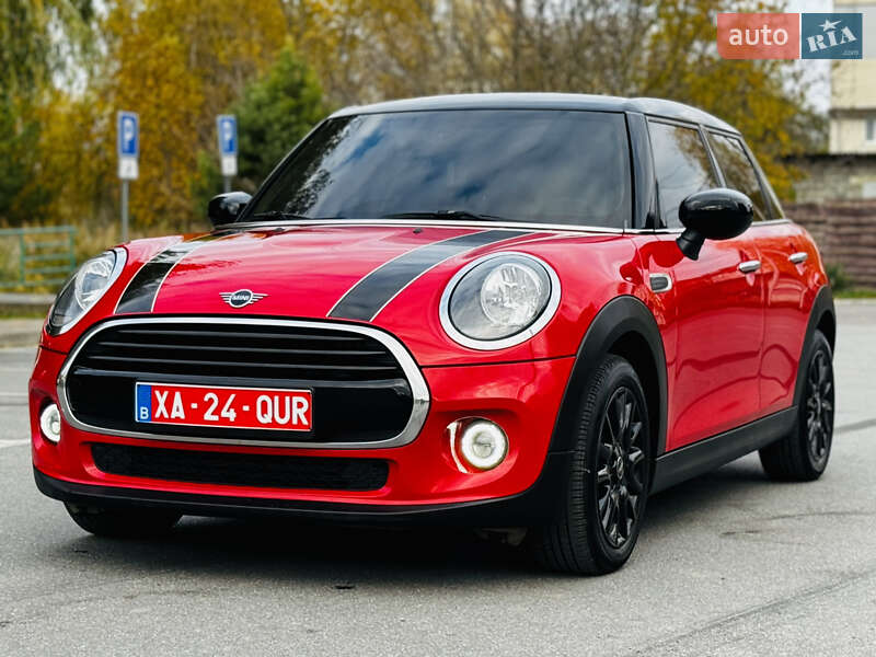 Хэтчбек MINI Cooper 2020 в Здолбунове