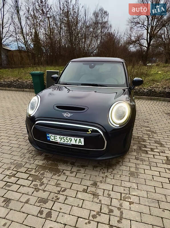 Хэтчбек MINI Cooper 2023 в Ивано-Франковске Хэтчбек MINI Cooper 2023 в Ивано-Франковске