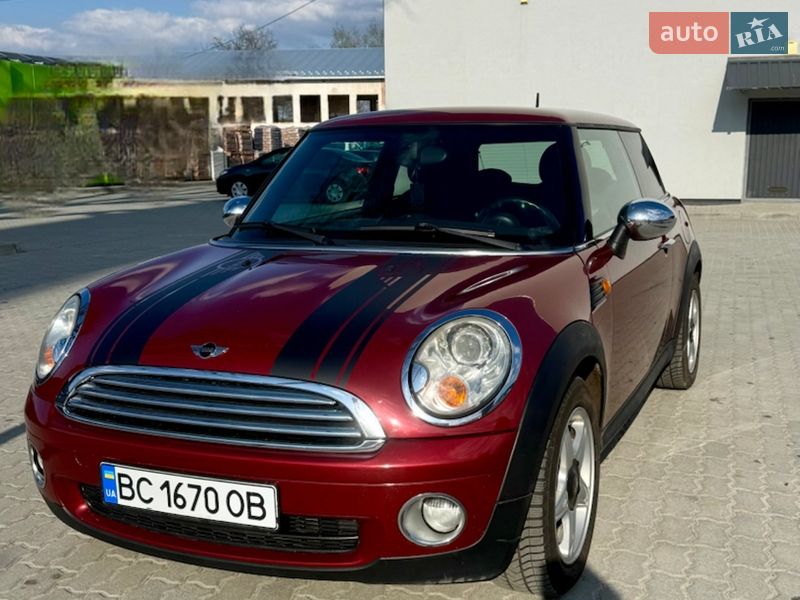 Хэтчбек MINI Cooper 2008 в Дрогобыче