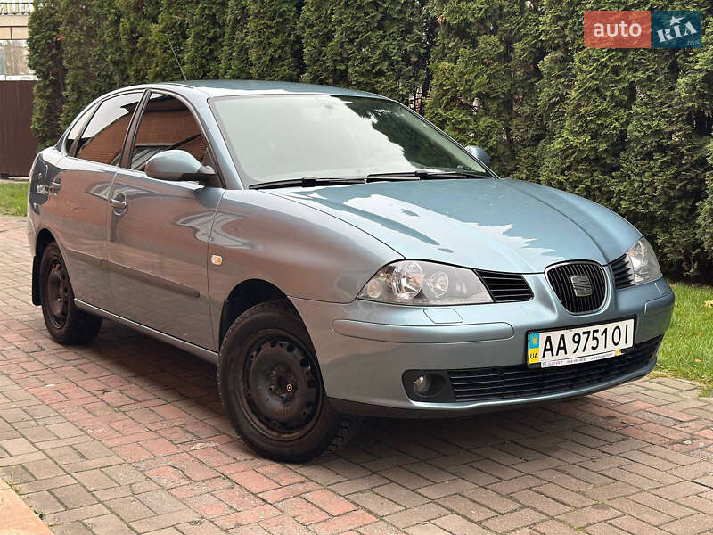 Седан SEAT Cordoba 2007 в Києві