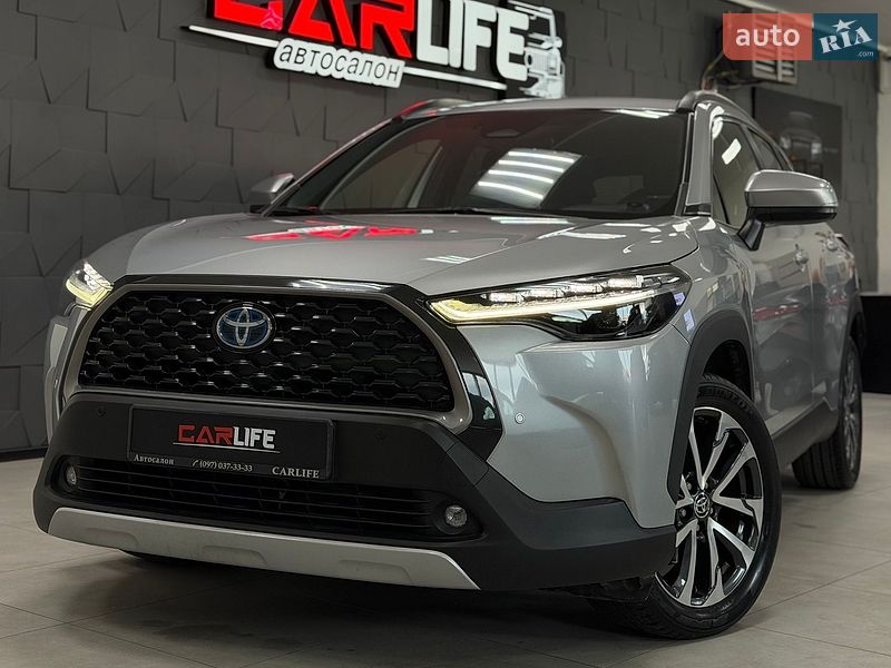 Позашляховик / Кросовер Toyota Corolla Cross 2023 в Тернополі