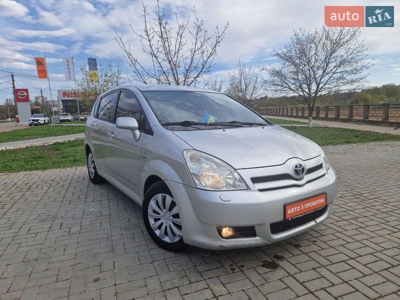 Минивэн Toyota Corolla Verso 2005 в Кропивницком
