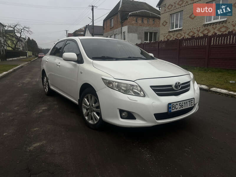 Седан Toyota Corolla 2008 в Шептицькому Седан Toyota Corolla 2008 в Шептицькому