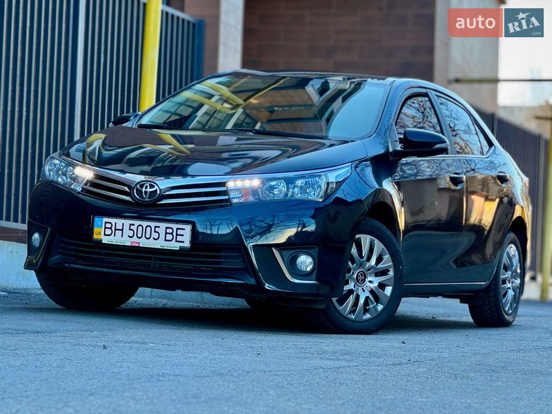 Седан Toyota Corolla 2015 в Одессе
