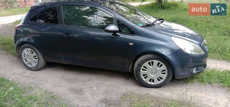 Хэтчбек Opel Corsa 2008 в Харькове