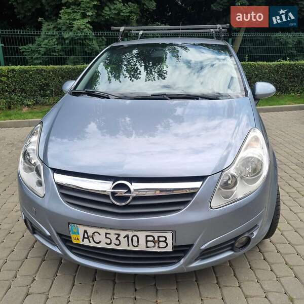 Хэтчбек Opel Corsa 2009 в Луцке Хэтчбек Opel Corsa 2009 в Луцке