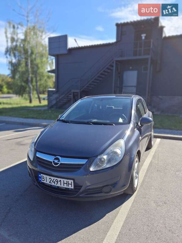 Хэтчбек Opel Corsa 2009 в Чернигове