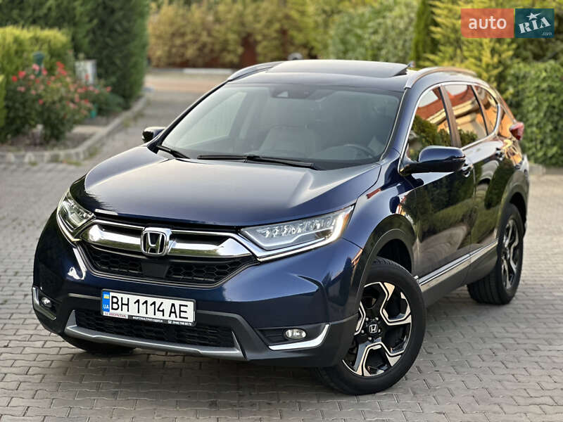 Внедорожник / Кроссовер Honda CR-V 2017 в Одессе