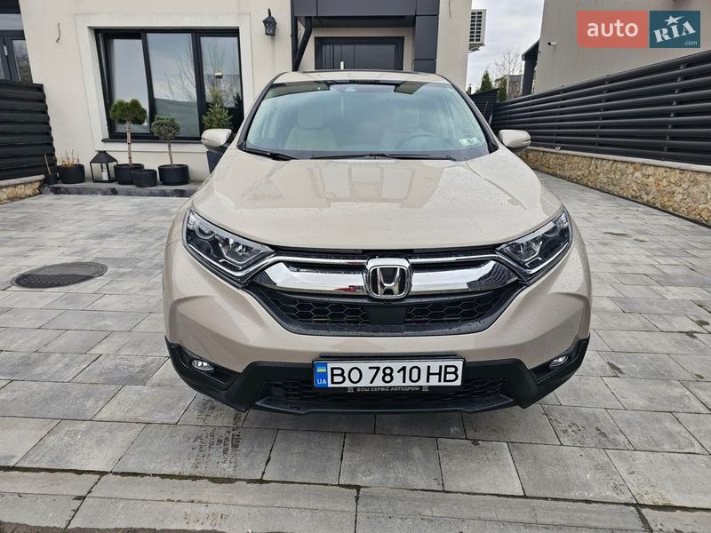 Внедорожник / Кроссовер Honda CR-V 2018 в Тернополе