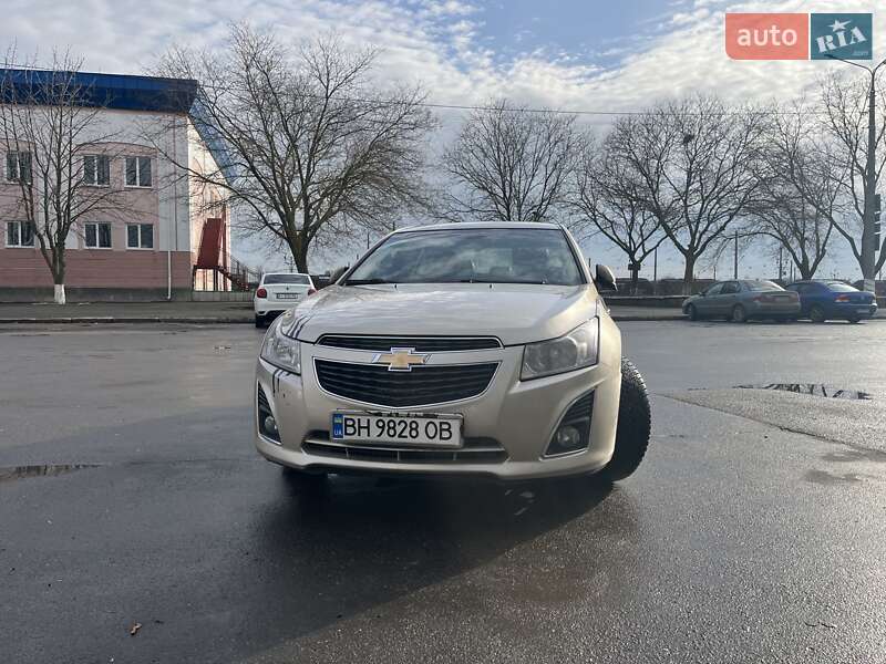 Седан Chevrolet Cruze 2012 в Николаеве
