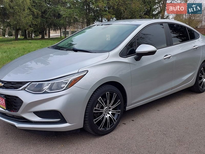 Седан Chevrolet Cruze 2017 в Дубні